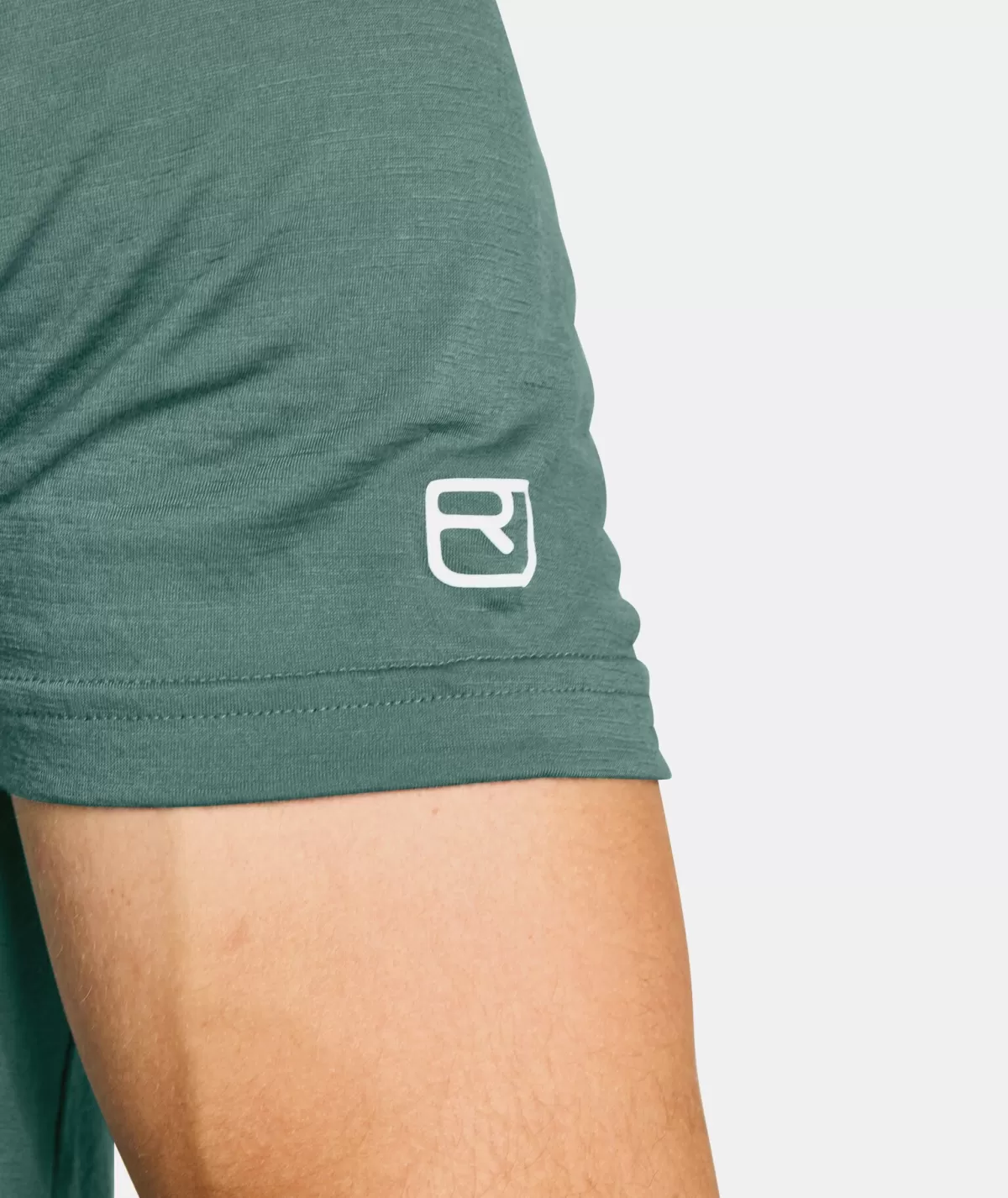 ortovox__cool_tec_mtn_duo_ts_m_2-6.webp ORTOVOX 120 COOL TEC MTN DUO TS M blackravenblend Store